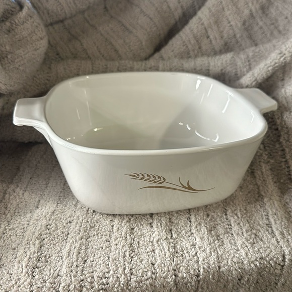 Vintage Corning Ware Wheat Stalk Design Bakeware Dish - Picture 1 of 4